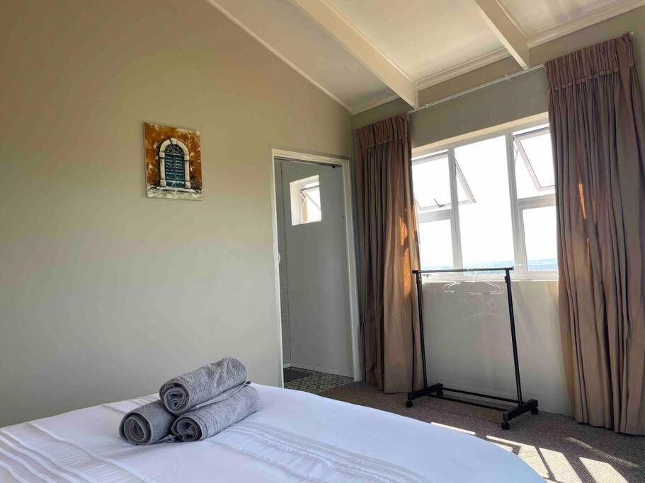 Protea Loft - Romantic Stay - No Load Shedding Гілтон Екстер'єр фото